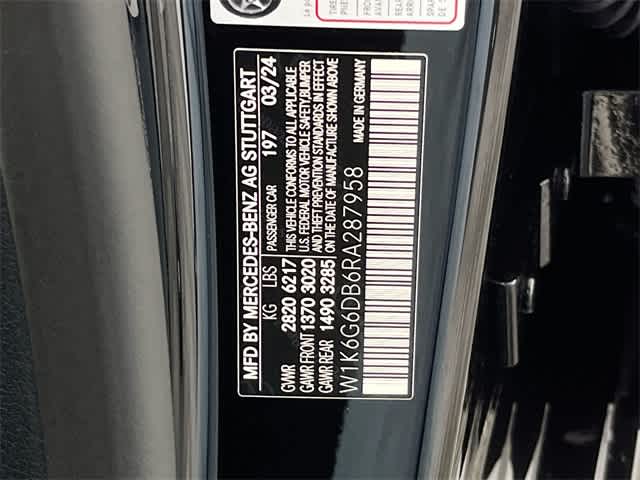 Thumbnail: 2024 Mercedes-Benz S-Class - 38