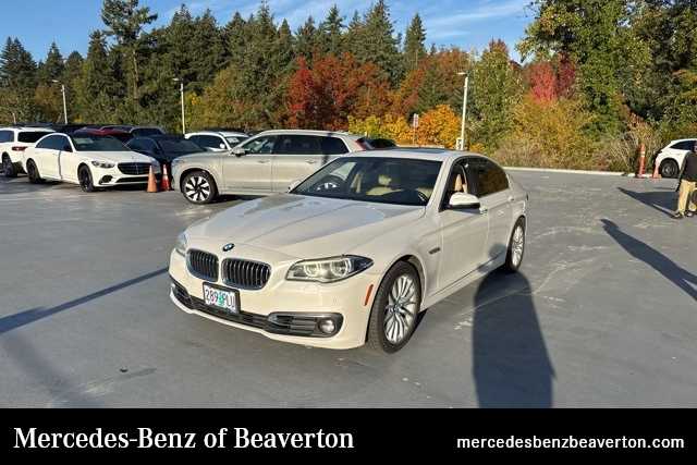 Thumbnail: 2016 BMW 5 Series - 1