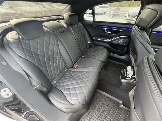 Thumbnail: 2024 Mercedes-Benz S-Class - 22