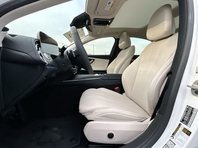 Thumbnail: 2026 Mercedes-Benz E-Class - 17