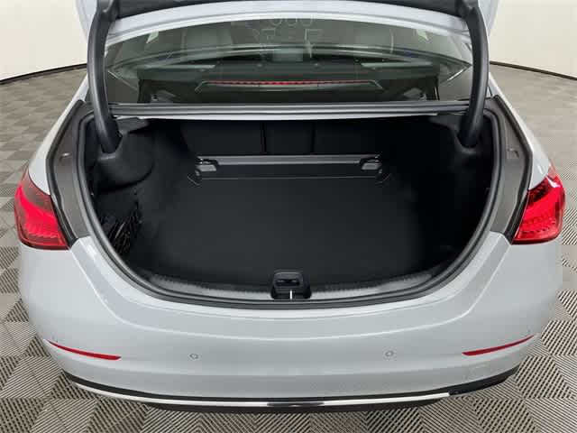 Thumbnail: 2025 Mercedes-Benz C-Class - 36