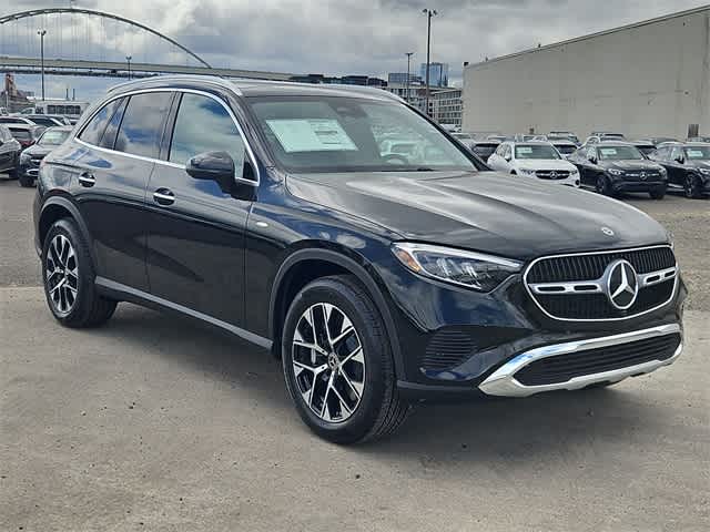 Thumbnail: 2025 Mercedes-Benz GLC - 2