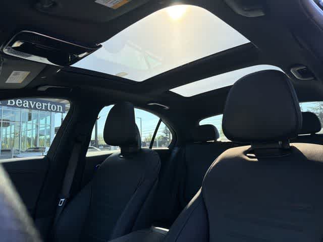 Thumbnail: 2022 Mercedes-Benz C-Class - 14