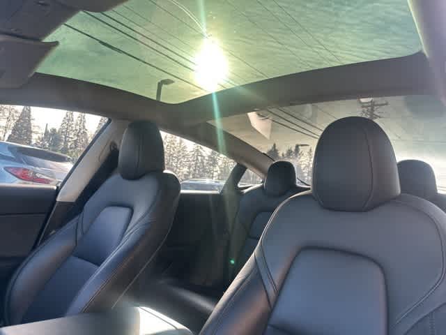 Thumbnail: 2023 Tesla Model 3 - 14