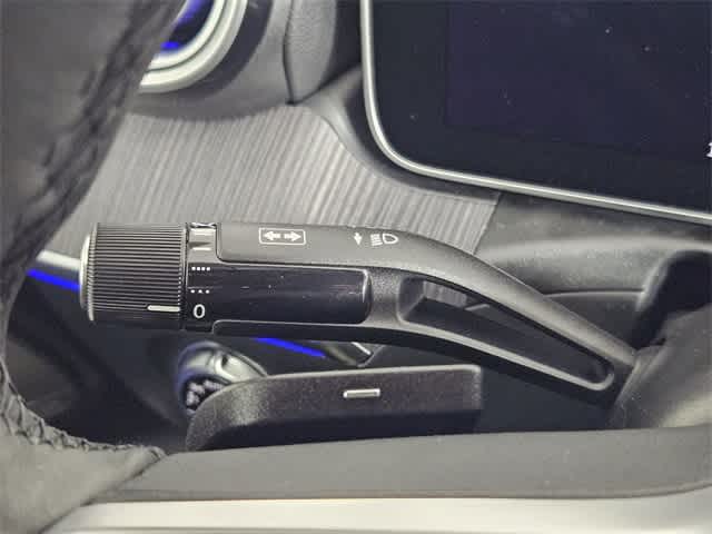 Thumbnail: 2025 Mercedes-Benz C-Class - 28