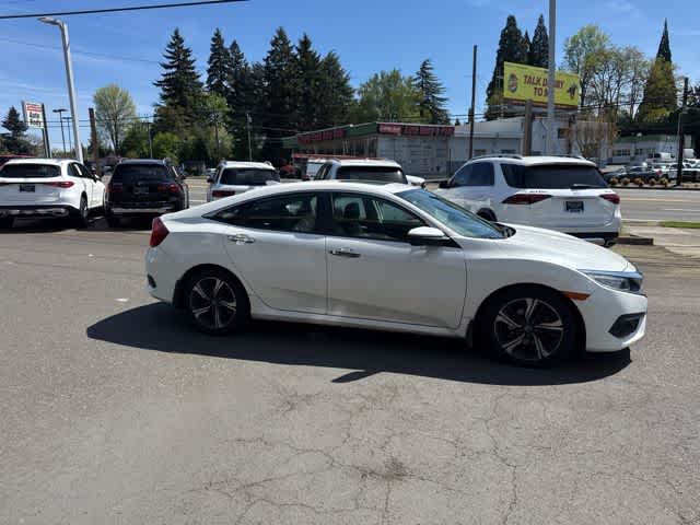 Thumbnail: 2017 Honda Civic - 4