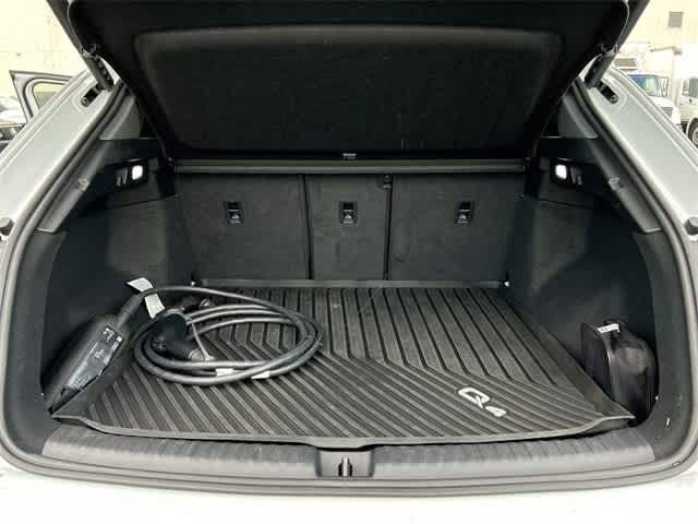 Thumbnail: 2023 Audi Q4 e-tron - 36