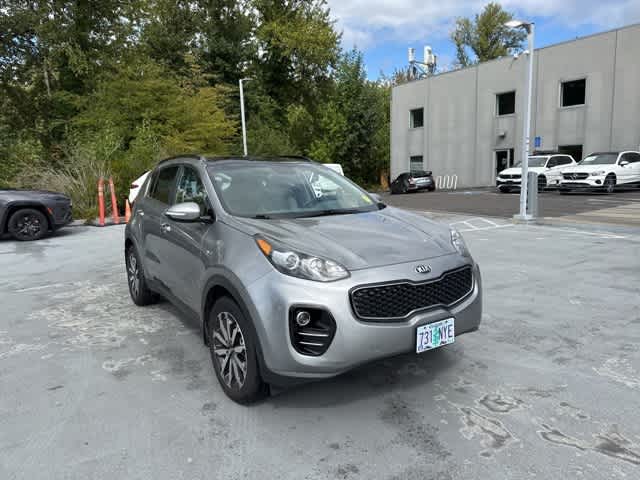 Thumbnail: 2019 Kia Sportage - 3