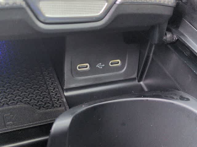 Thumbnail: 2026 Mercedes-Benz C-Class - 29