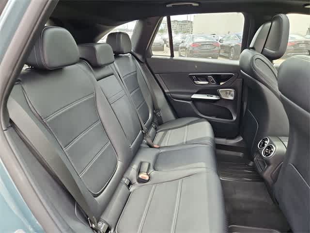 Thumbnail: 2025 Mercedes-Benz GLC - 22