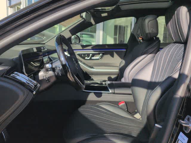 Thumbnail: 2026 Mercedes-Benz S-Class - 8