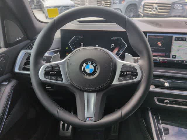 Thumbnail: 2024 BMW X7 - 24