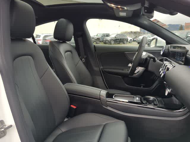 Thumbnail: 2025 Mercedes-Benz CLA - 23