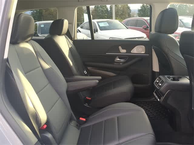 Thumbnail: 2026 Mercedes-Benz GLS - 21