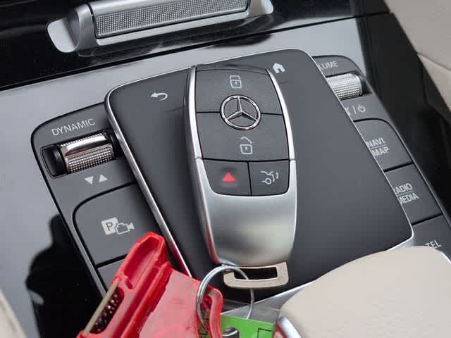 Thumbnail: 2026 Mercedes-Benz GLE - 37