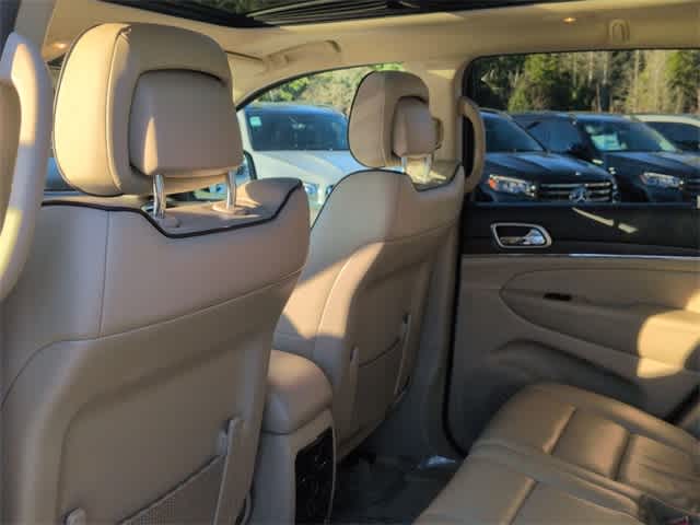 Thumbnail: 2017 Jeep Grand Cherokee - 19