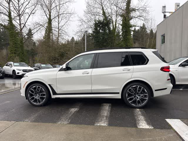 Thumbnail: 2024 BMW X7 - 8