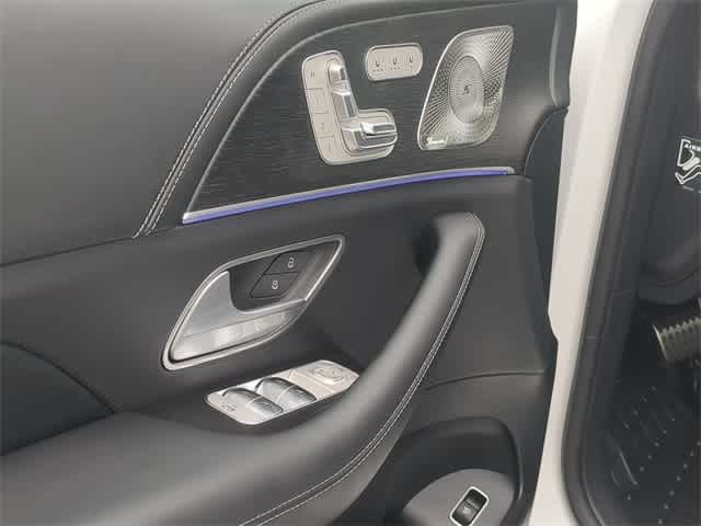 Thumbnail: 2026 Mercedes-Benz GL-Class - 17