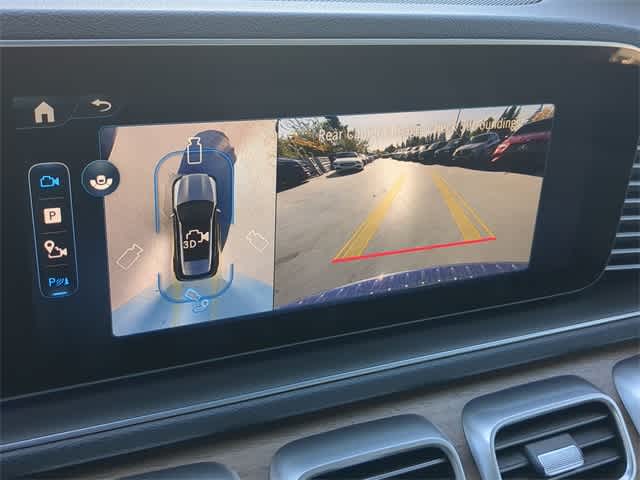 Thumbnail: 2026 Mercedes-Benz GLE - 30