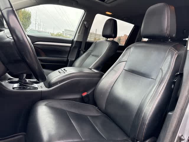 Thumbnail: 2018 Toyota Highlander - 13