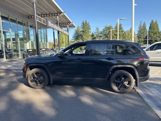 Thumbnail: 2023 Jeep Grand Cherokee - 8