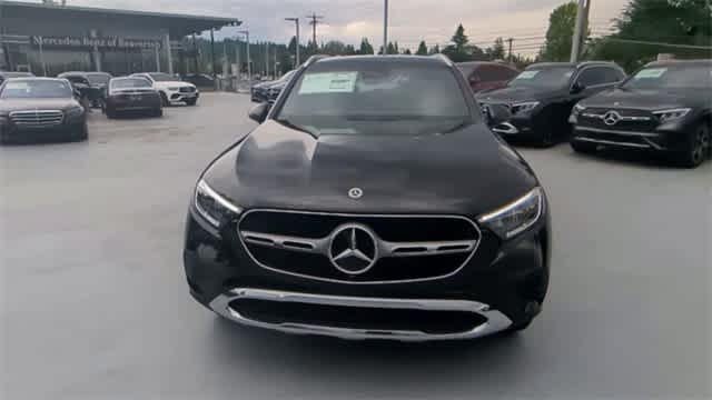 Thumbnail: 2025 Mercedes-Benz GLC - 3