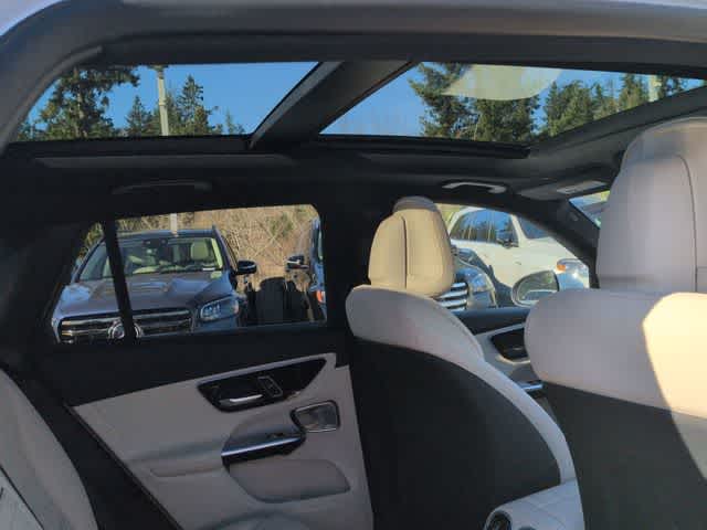 Thumbnail: 2026 Mercedes-Benz GLC - 22