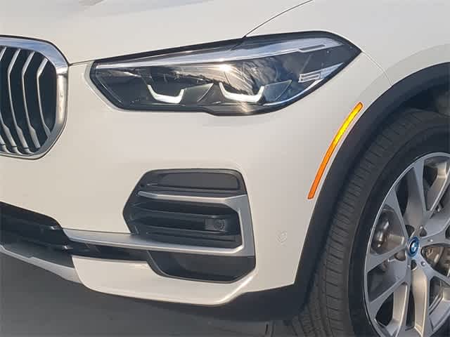 Thumbnail: 2023 BMW X5 - 11