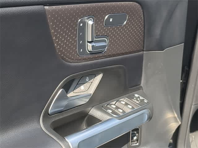 Thumbnail: 2026 Mercedes-Benz GLB - 18