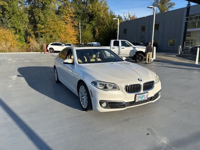 Thumbnail: 2016 BMW 5 Series - 3
