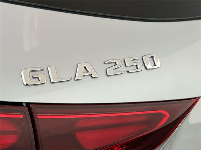 Thumbnail: 2025 Mercedes-Benz GLA - 13