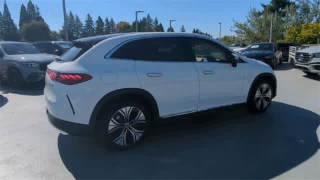 Thumbnail: 2026 Mercedes-Benz EQE - 8