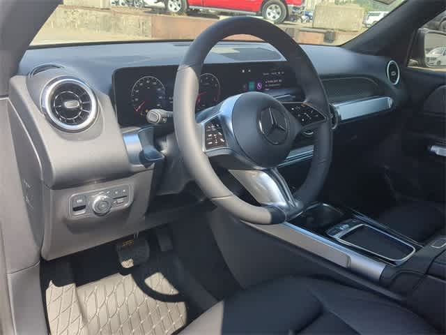 Thumbnail: 2026 Mercedes-Benz GLB - 10