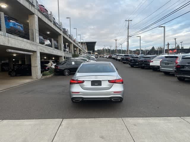 Thumbnail: 2022 Mercedes-Benz E-Class - 6