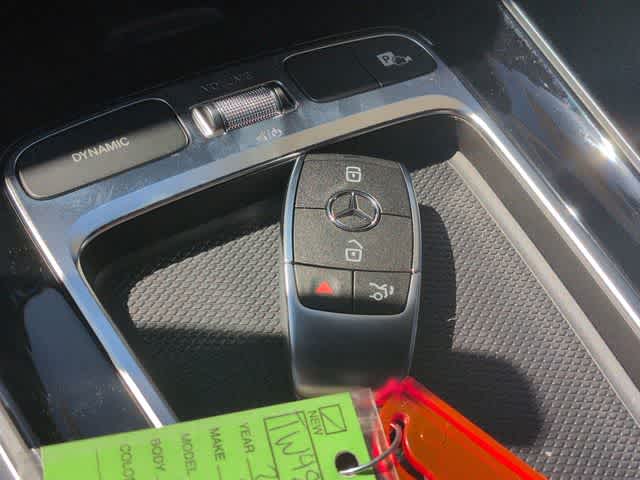 Thumbnail: 2026 Mercedes-Benz GLB - 34