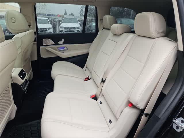 Thumbnail: 2026 Mercedes-Benz GLS - 21