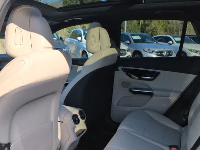 Thumbnail: 2026 Mercedes-Benz GLC - 18