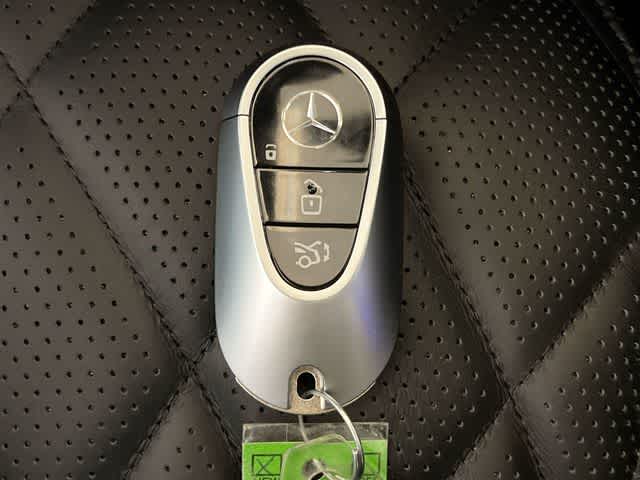 Thumbnail: 2024 Mercedes-Benz S-Class - 37