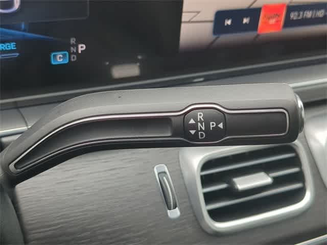 Thumbnail: 2026 Mercedes-Benz GL-Class - 33