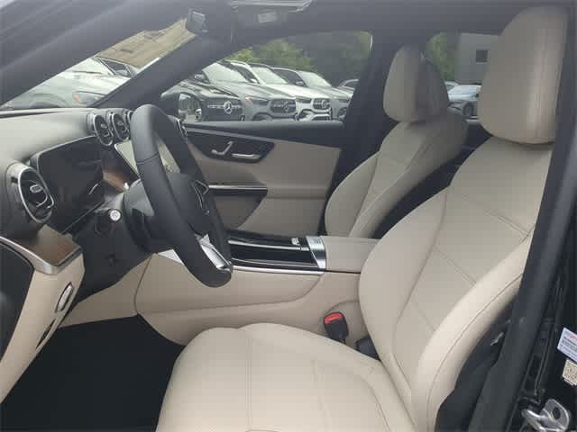 Thumbnail: 2025 Mercedes-Benz GLC - 16