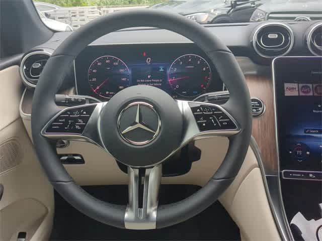 Thumbnail: 2025 Mercedes-Benz GLC - 22