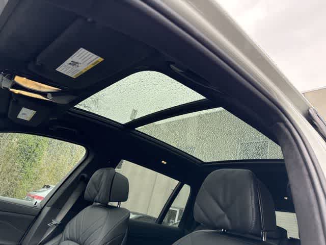 Thumbnail: 2024 BMW X7 - 14