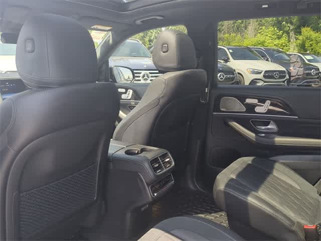Thumbnail: 2025 Mercedes-Benz GL-Class - 18