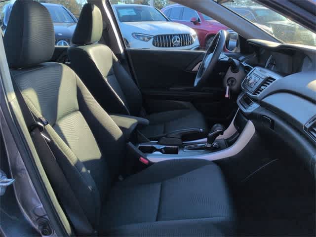 Thumbnail: 2015 Honda Accord - 21