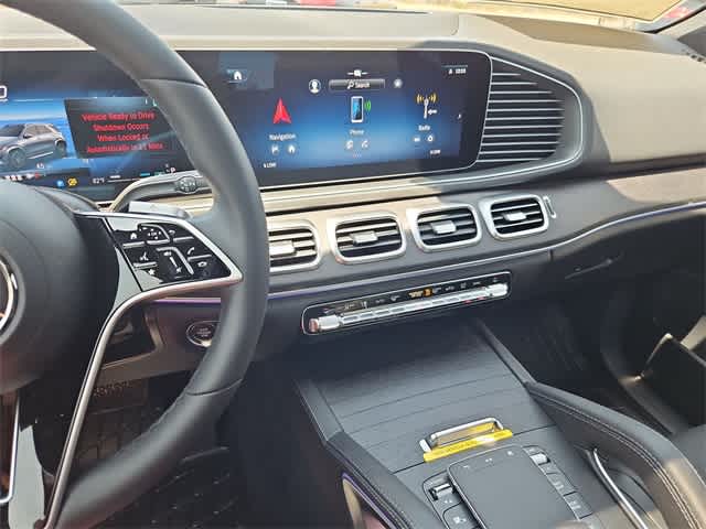 Thumbnail: 2025 Mercedes-Benz GLE - 30