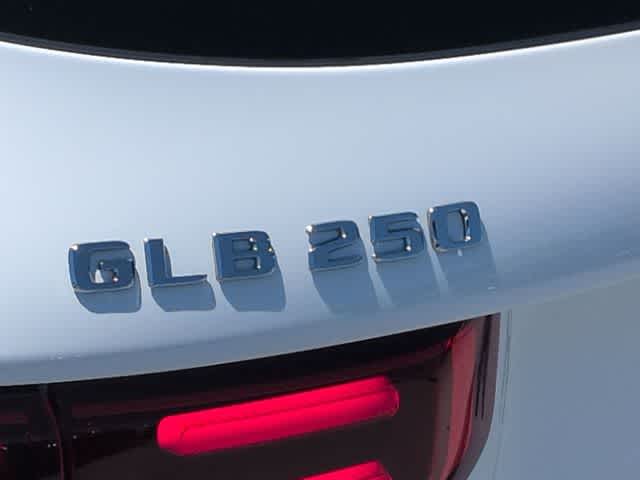 Thumbnail: 2026 Mercedes-Benz GLB - 13