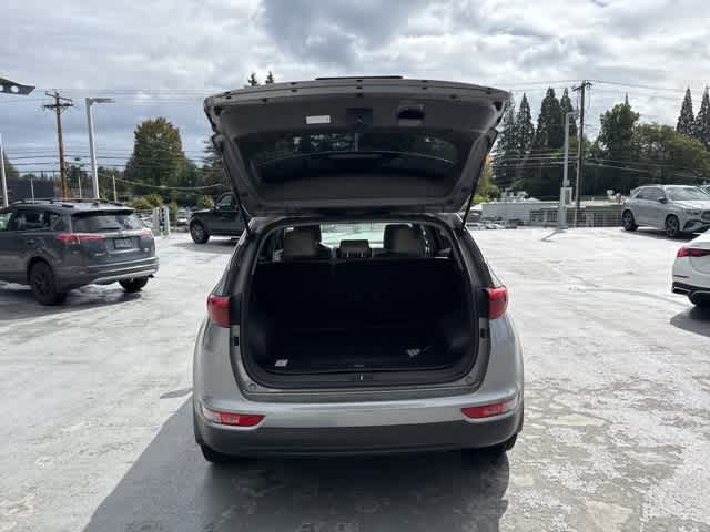 Thumbnail: 2019 Kia Sportage - 9