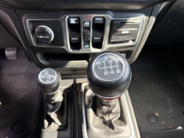 Thumbnail: 2018 Jeep Wrangler - 15