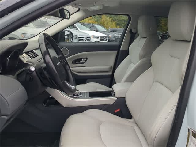 Thumbnail: 2016 Land Rover Range Rover Evoque - 17