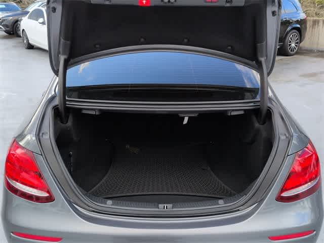 Thumbnail: 2018 Mercedes-Benz E-Class - 35